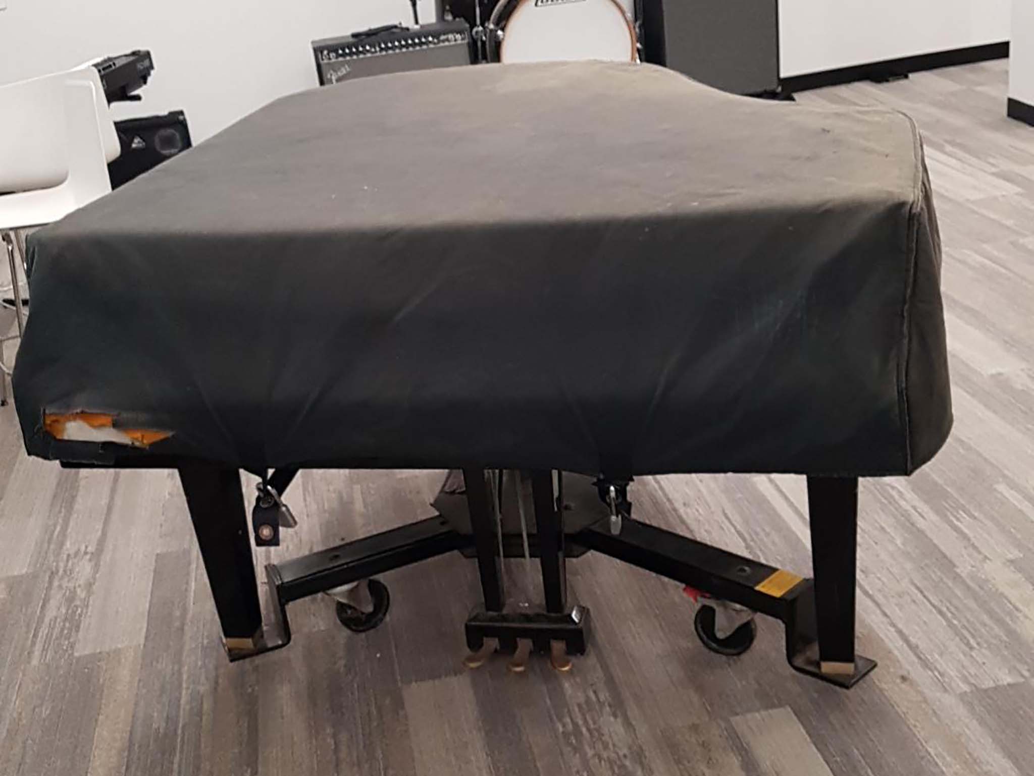 Moving Grand Piano 10
